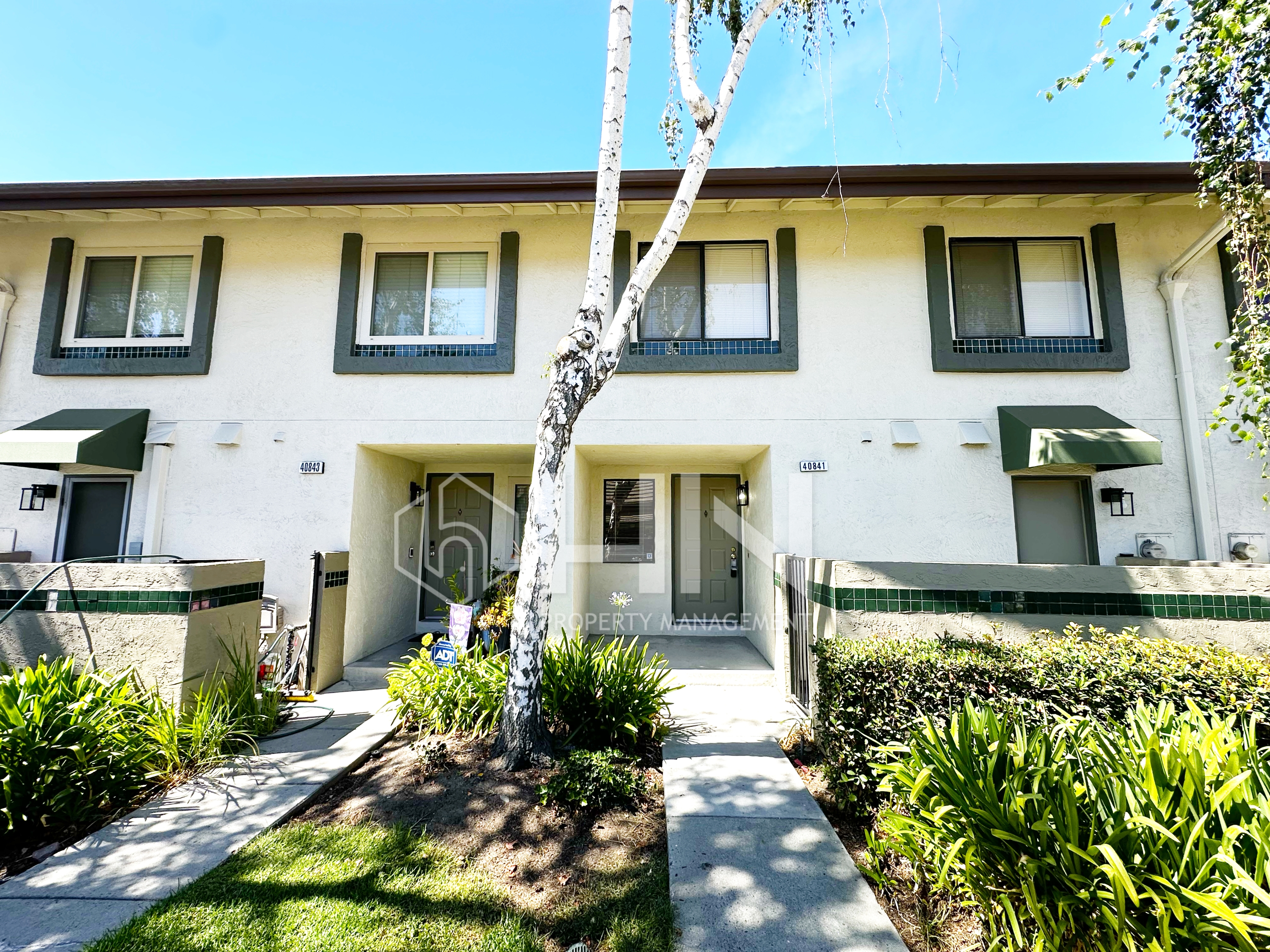 Property main image